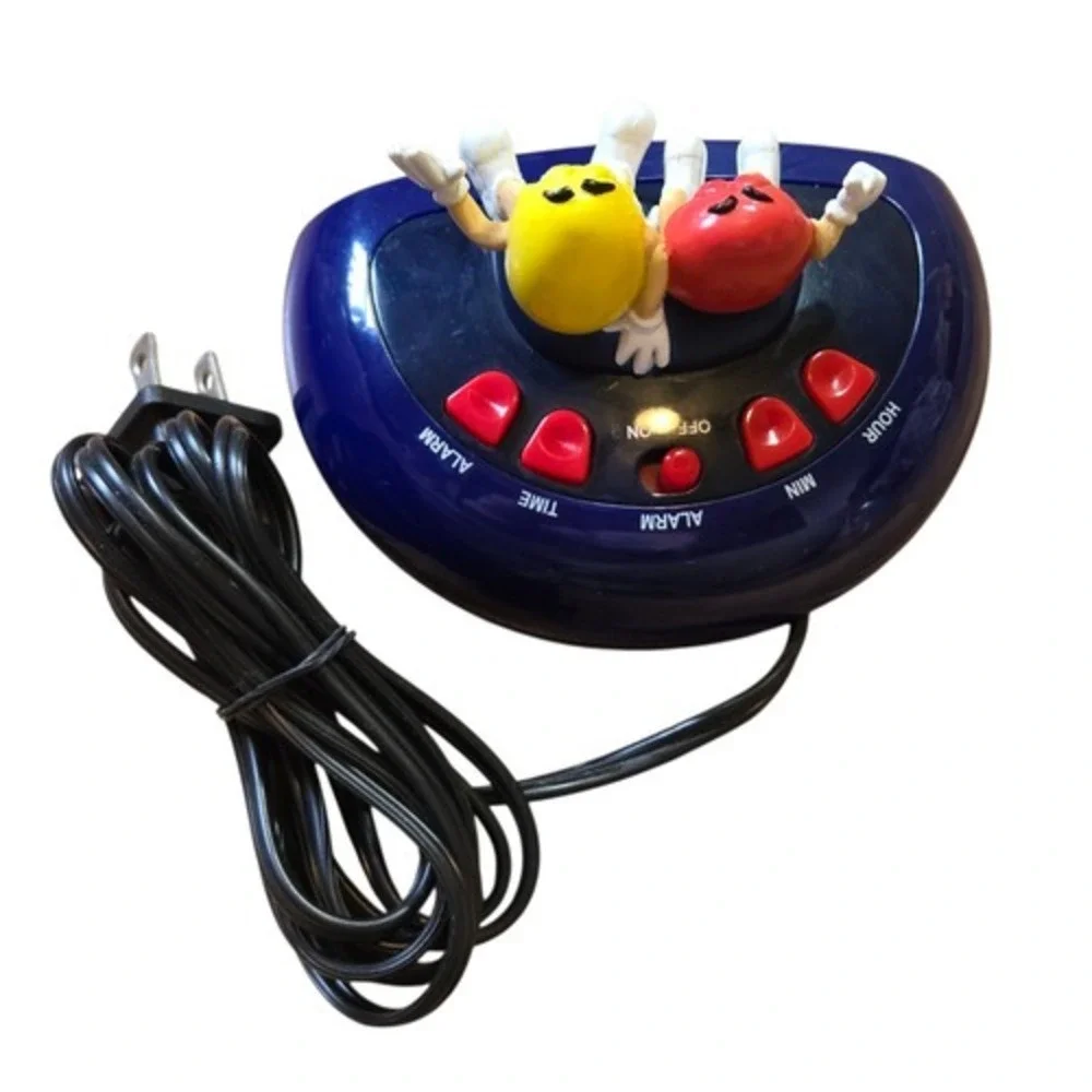 2003 Y2K M&M Digital Alarm Clock Red & Yellow M&M's Blue Clock